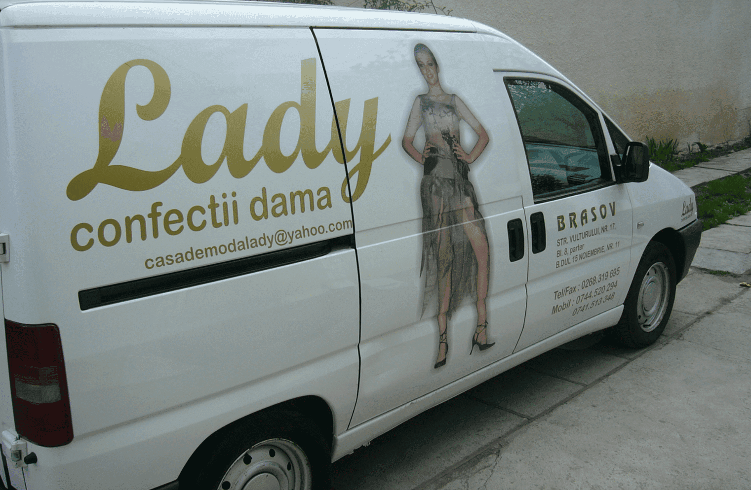 publicitate tranzit - colantare masini firma brasov - rampadesign (18)