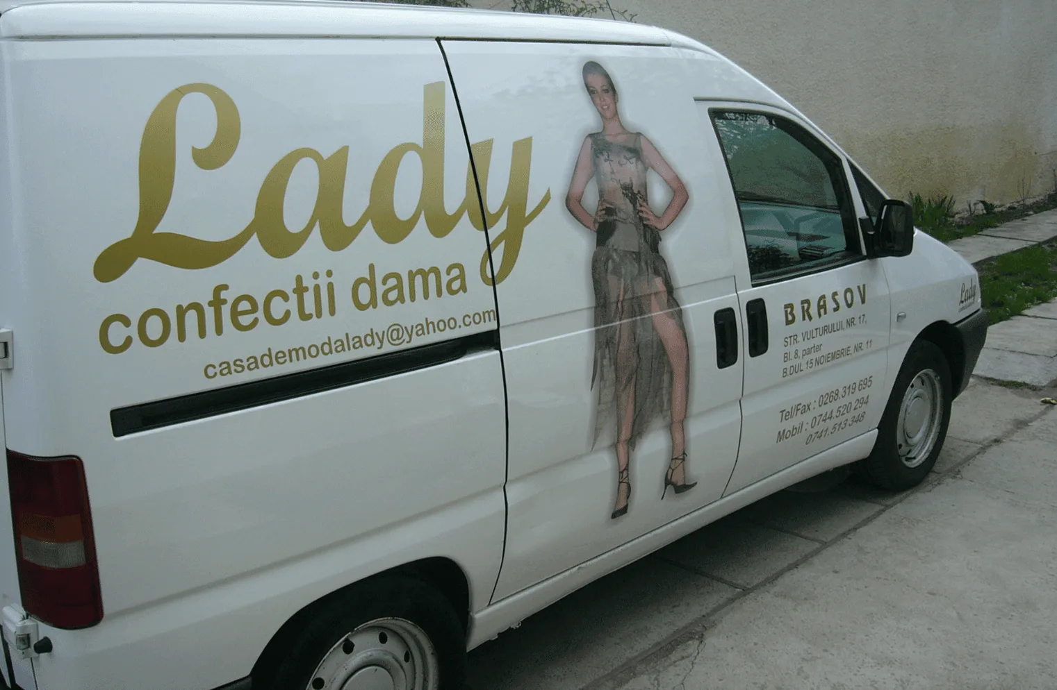 publicitate tranzit - colantare masini firma brasov - rampadesign (18)